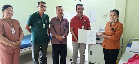 PAYUNG ALAKKIA PERDANA DISERAHKAN DI PUSKESMAS HILIDUHO